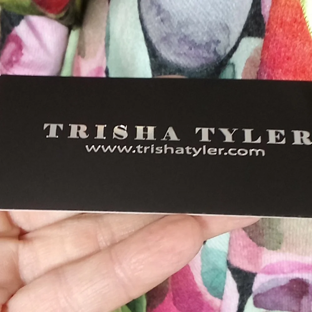 Trisha Tyler Wearable Art Sweater, ladies size M - Picture 6 of 10